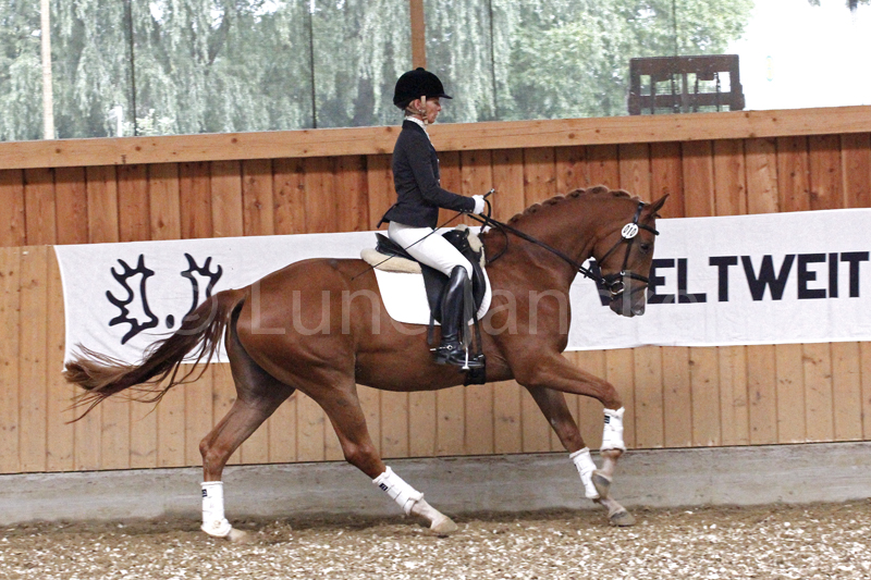 Matris Vota´s Mettet Foto © Lune Janckev. Kentu